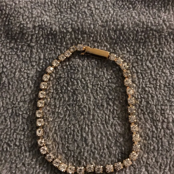 Gold Bracelet with Rhinestones!  7”.  Very sparkly! - Picture 6 of 6